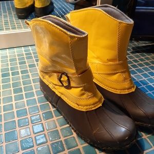 Rain boots
